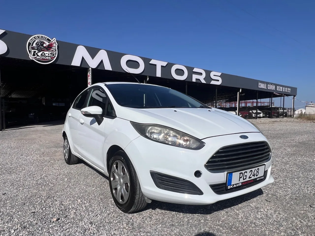 2017 Ford Fiesta 1.6 Kıbrıs | KKTC İkinci El Satılık Araba - Thumbnail 6