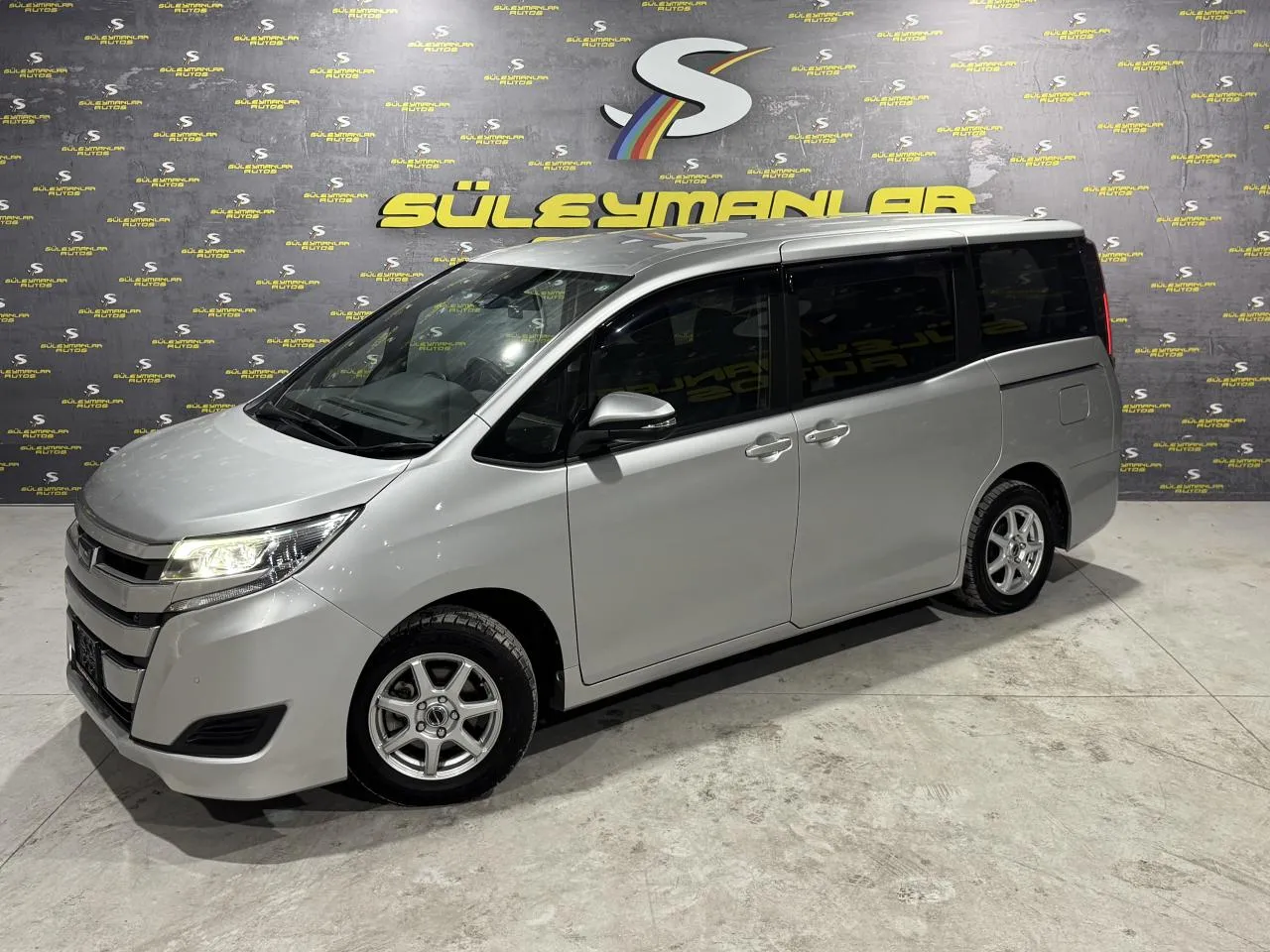 2022 Toyota Noah  Kıbrıs | KKTC İkinci El Satılık Araba - Thumbnail 2