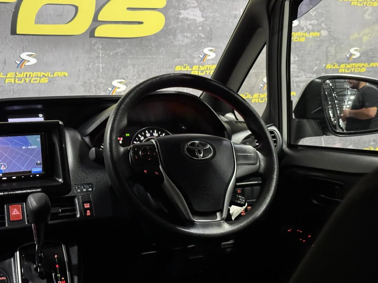2022 Toyota Noah  Kıbrıs | KKTC İkinci El Satılık Araba - Thumbnail 5