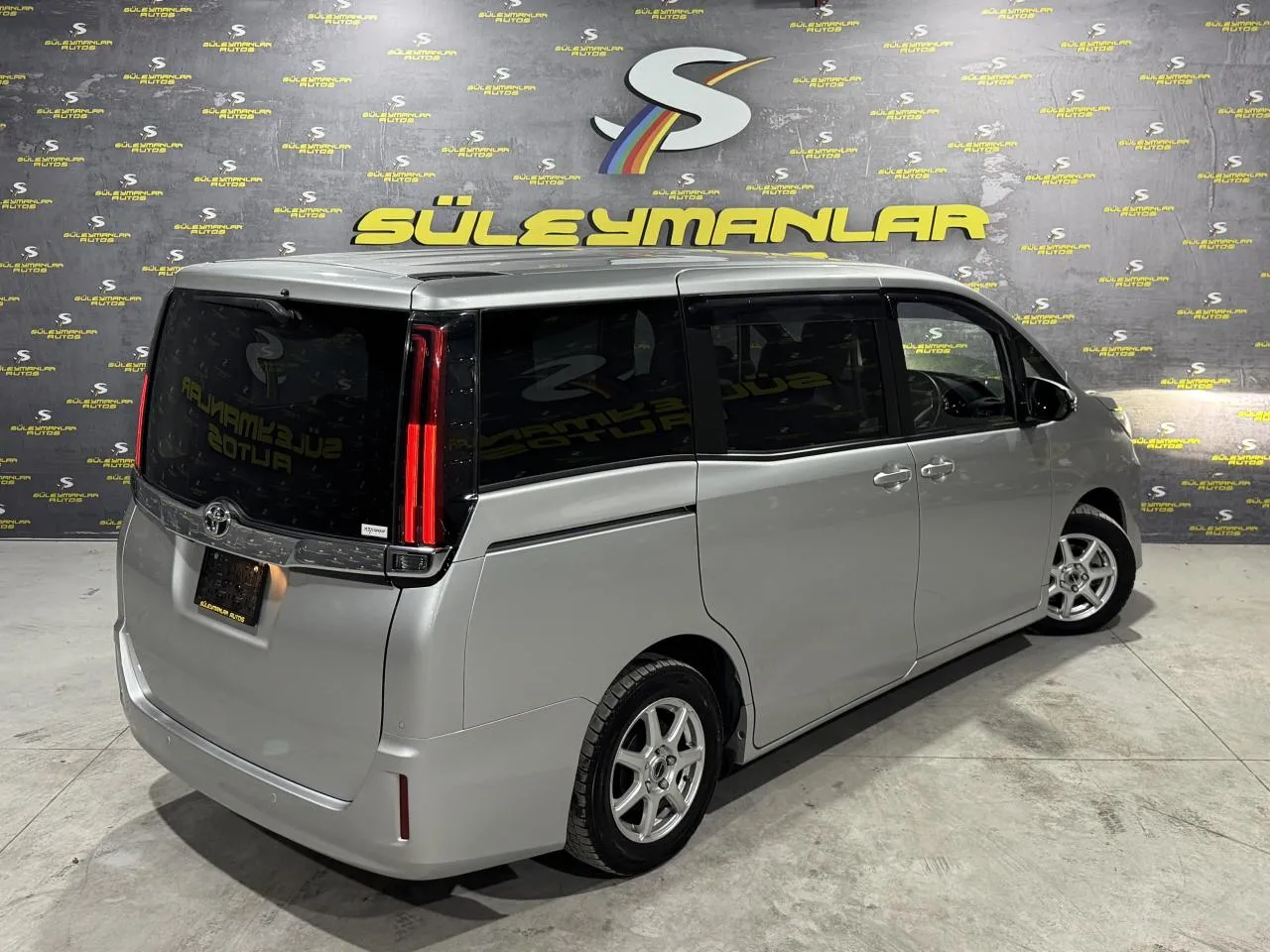 2022 Toyota Noah  Kıbrıs | KKTC İkinci El Satılık Araba - Thumbnail 8