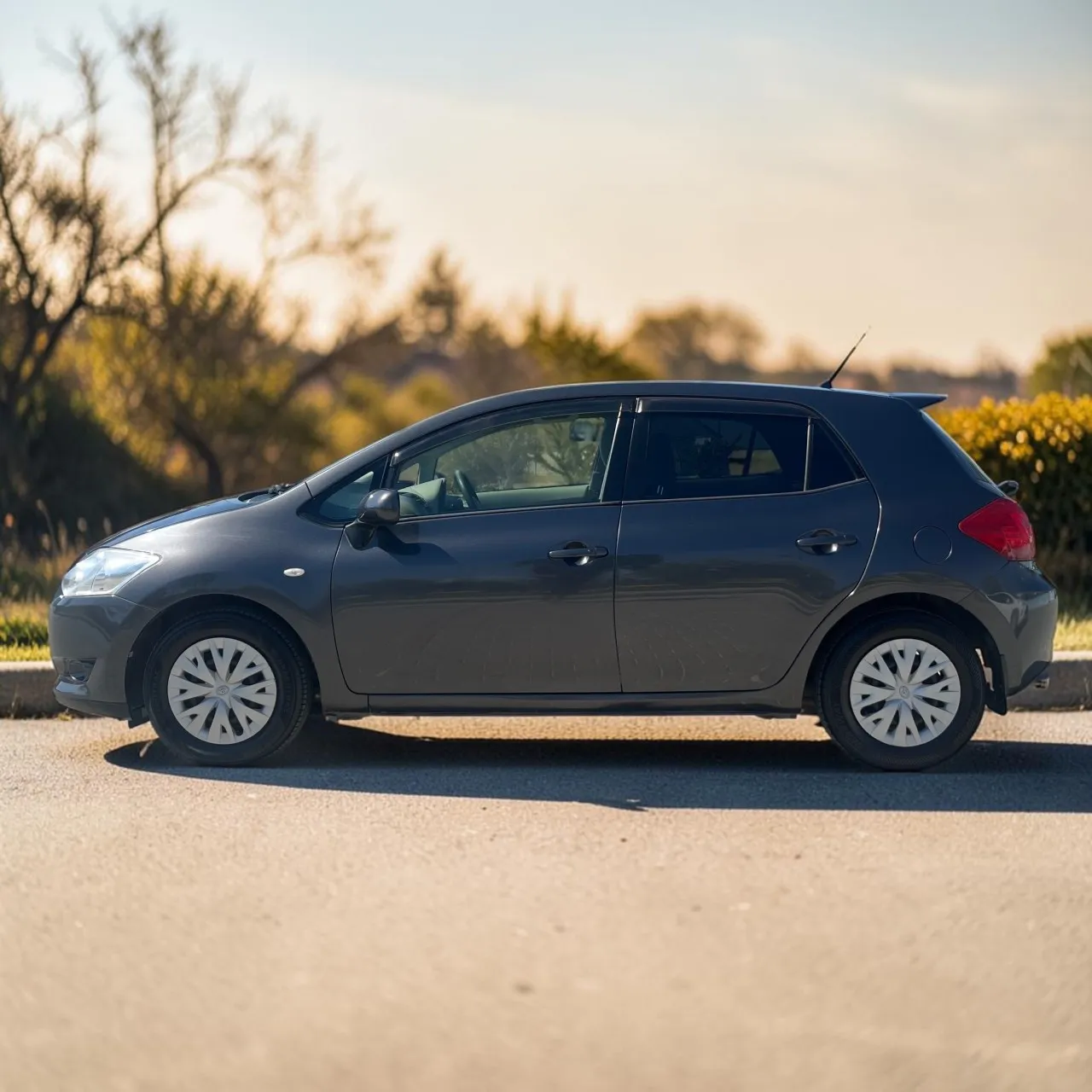 2009 Toyota Auris 1.5 Kıbrıs | KKTC İkinci El Satılık Araba - Thumbnail 4