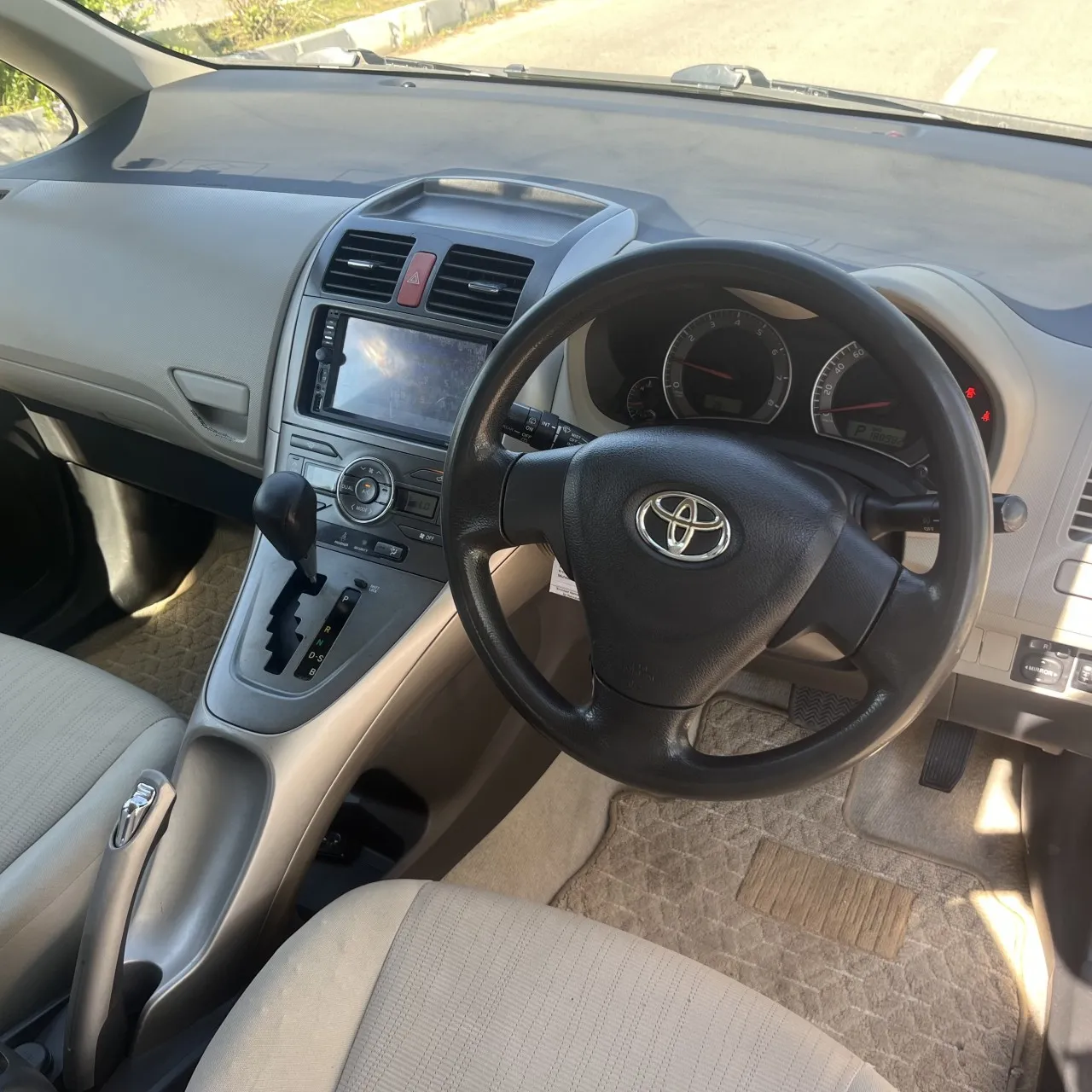 2009 Toyota Auris 1.5 Kıbrıs | KKTC İkinci El Satılık Araba - Thumbnail 7