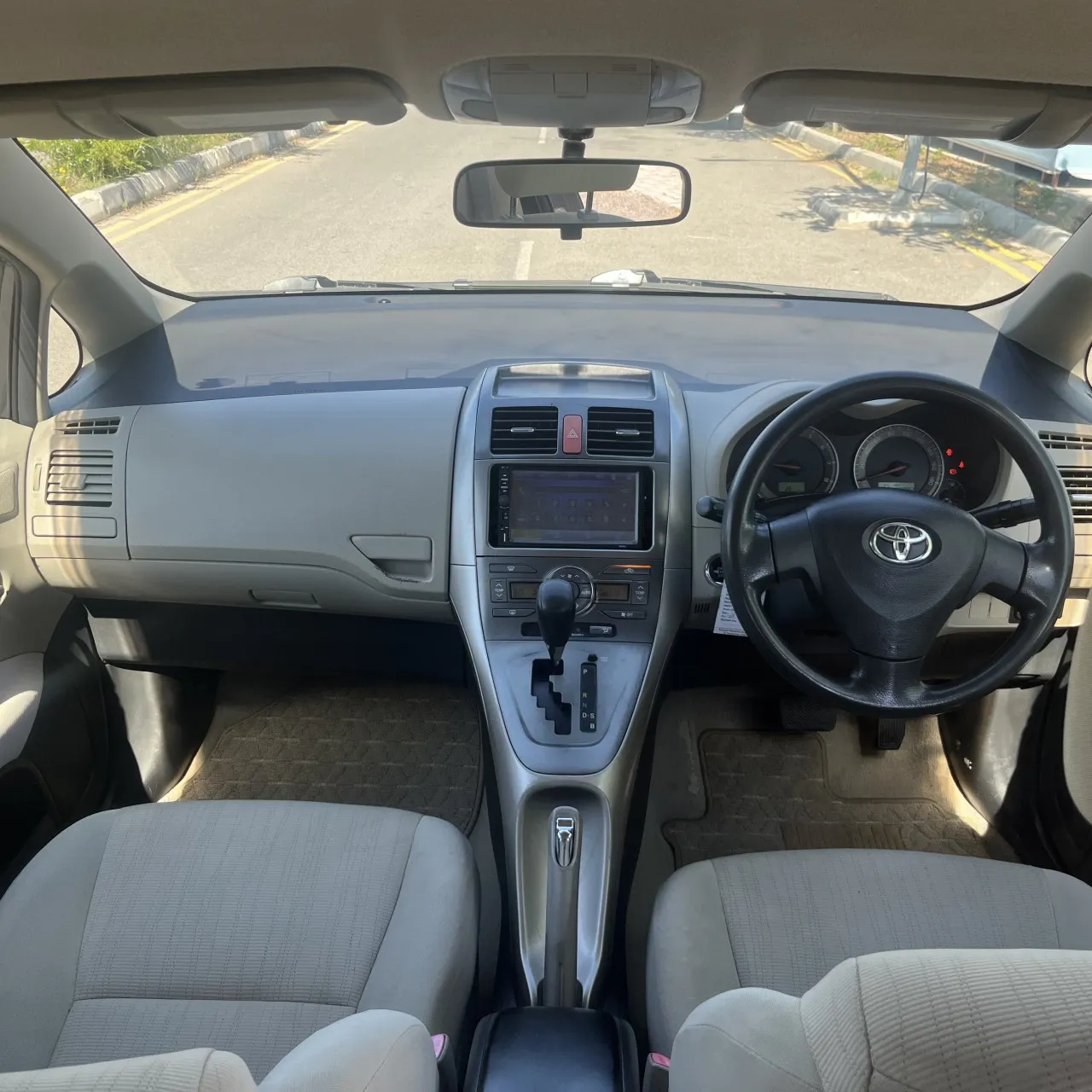 2009 Toyota Auris 1.5 Kıbrıs | KKTC İkinci El Satılık Araba - Thumbnail 8