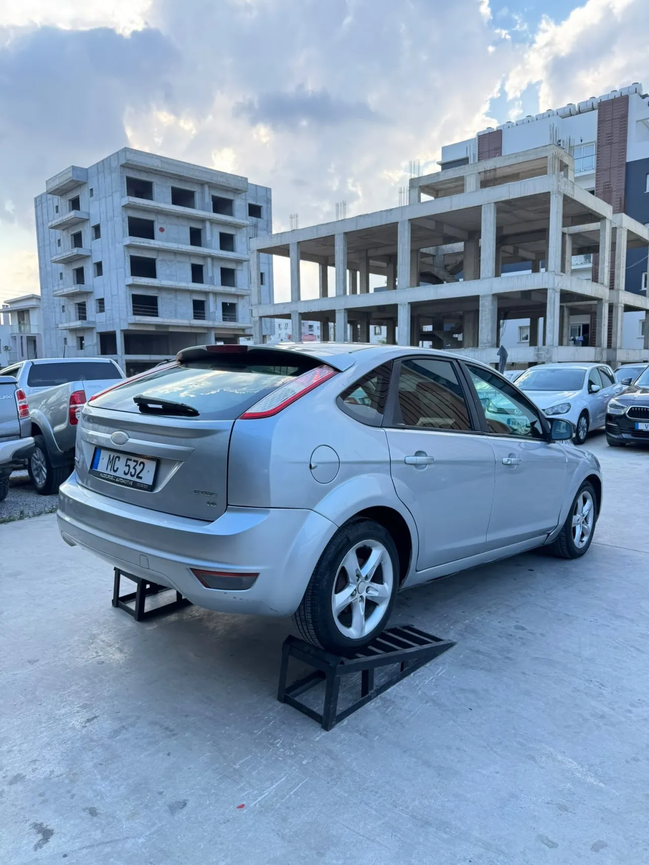 2010 Ford Focus 1.6 Kıbrıs | KKTC İkinci El Satılık Araba - Thumbnail 6