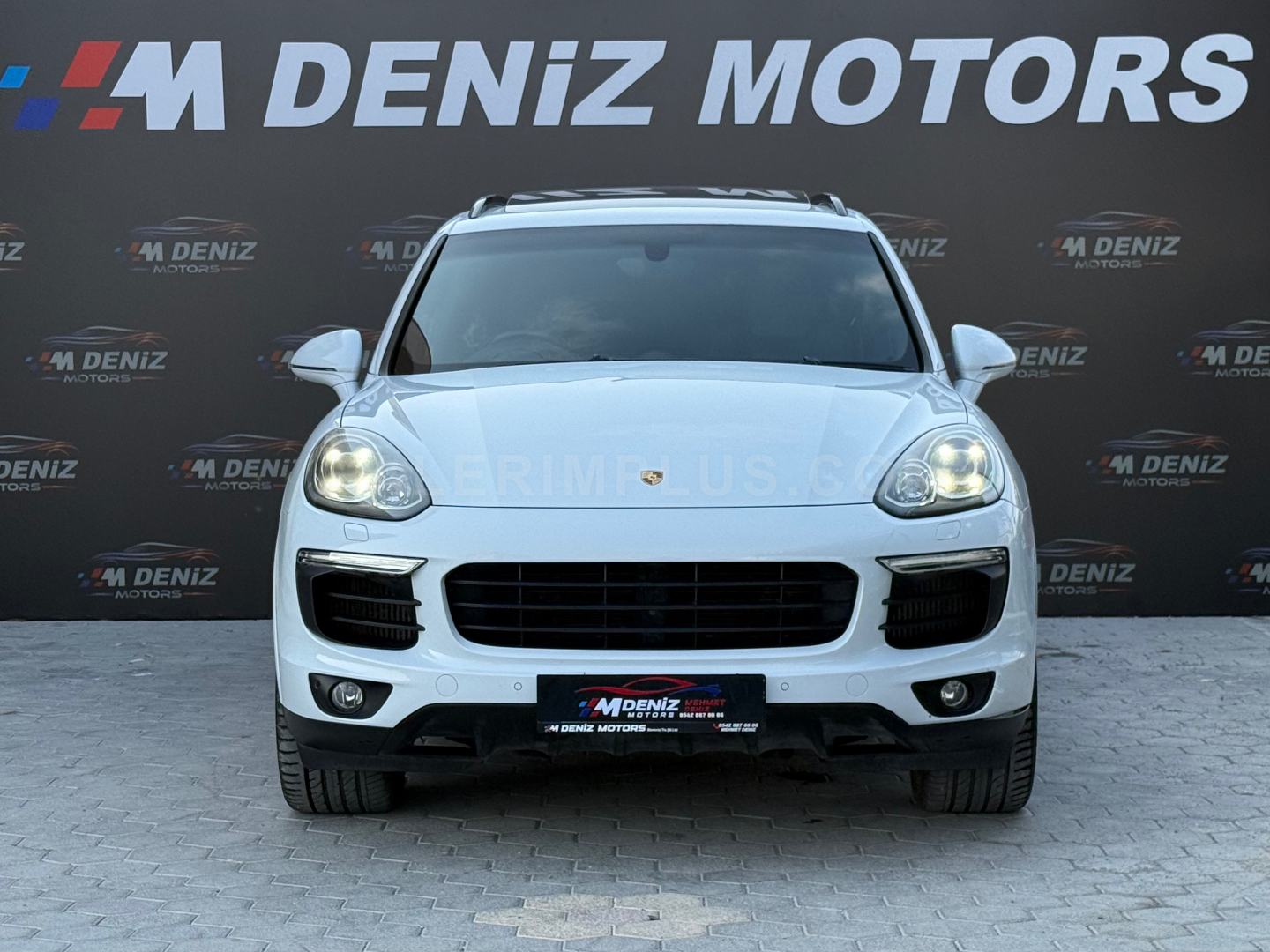 2017 Porsche Cayenne Platinum Kıbrıs | KKTC İkinci El Satılık Araba - Thumbnail 2