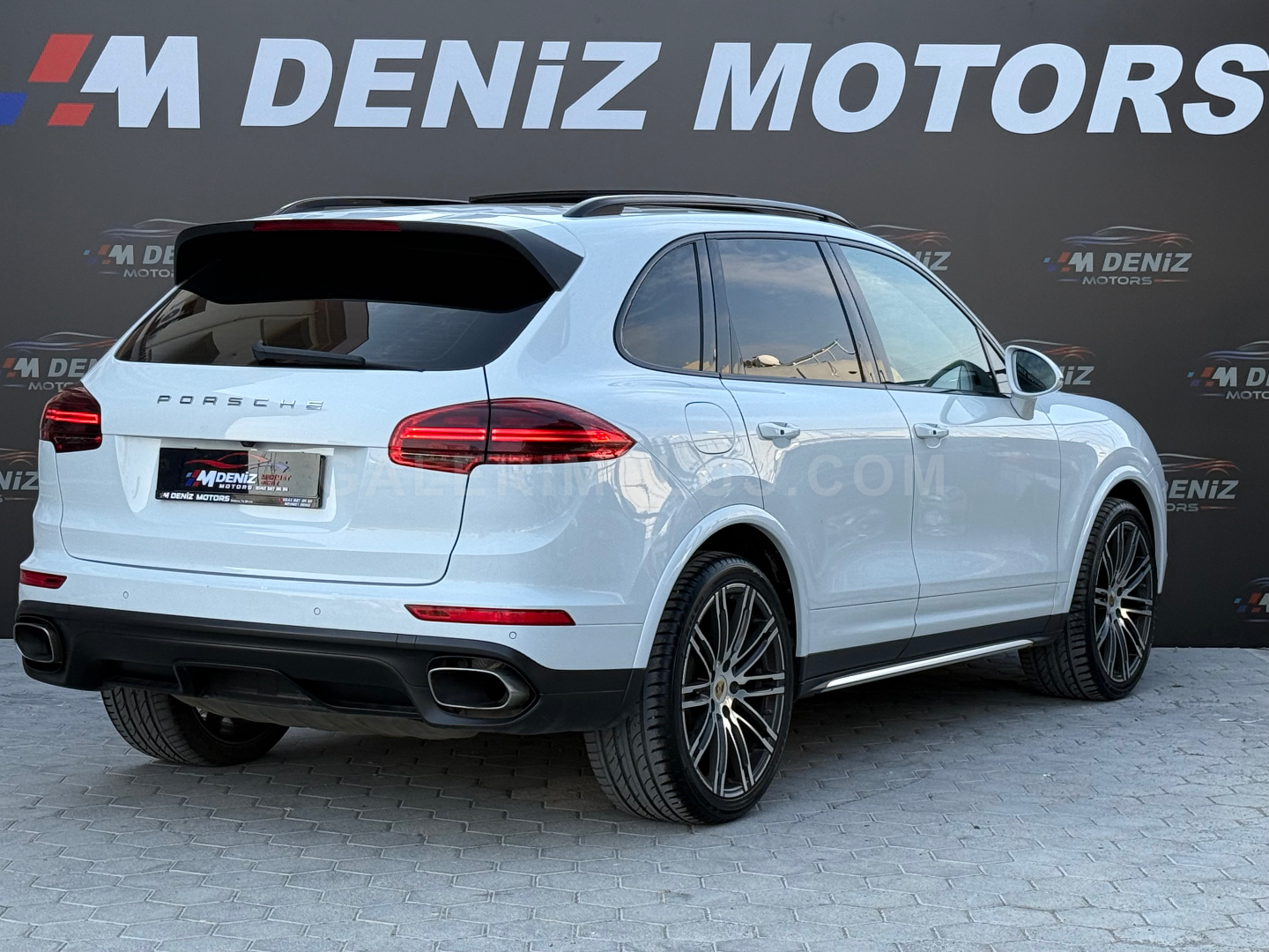 2017 Porsche Cayenne Platinum Kıbrıs | KKTC İkinci El Satılık Araba - Thumbnail 6