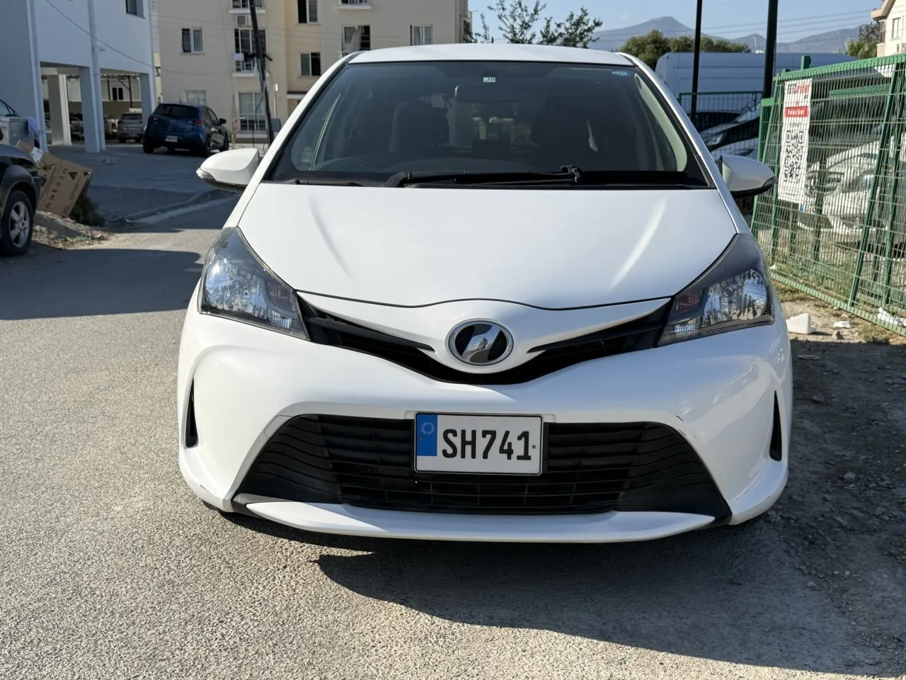 2016 Toyota Vitz 1.3 Kıbrıs | KKTC İkinci El Satılık Araba - Thumbnail 2