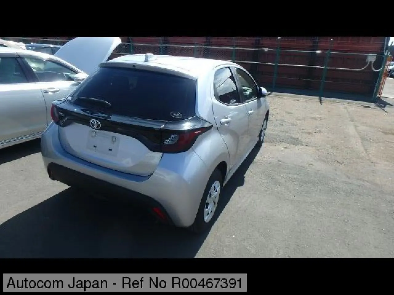 2023 Toyota Yaris 1.5 Kıbrıs | KKTC İkinci El Satılık Araba - Thumbnail 3