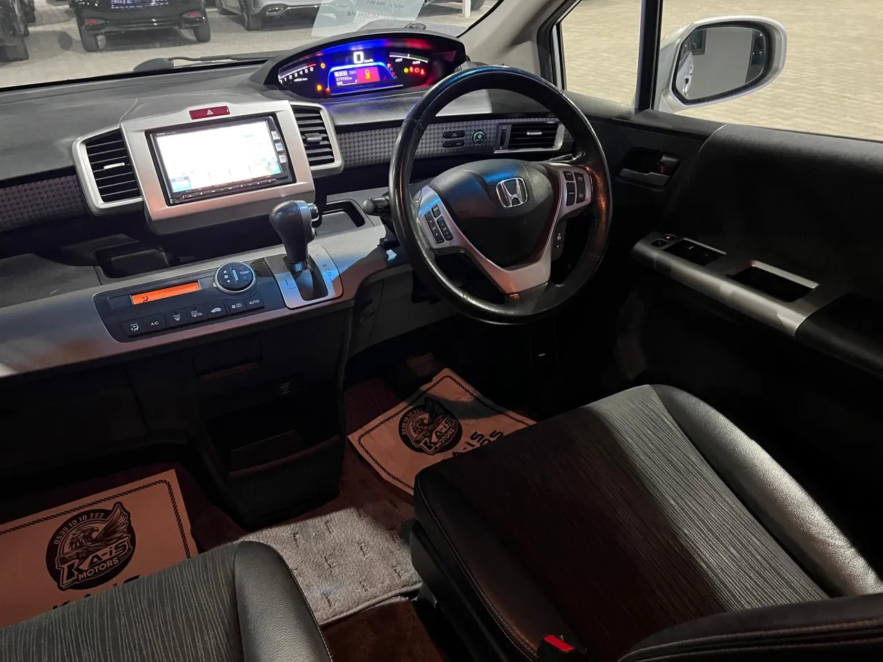 2013 Honda Freed  Kıbrıs | KKTC İkinci El Satılık Araba - Thumbnail 3