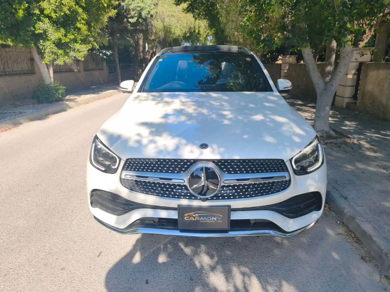 2022 Mercedes - Benz GLC 220 d Exclusive Kıbrıs | KKTC İkinci El Satılık Araba - Thumbnail 2