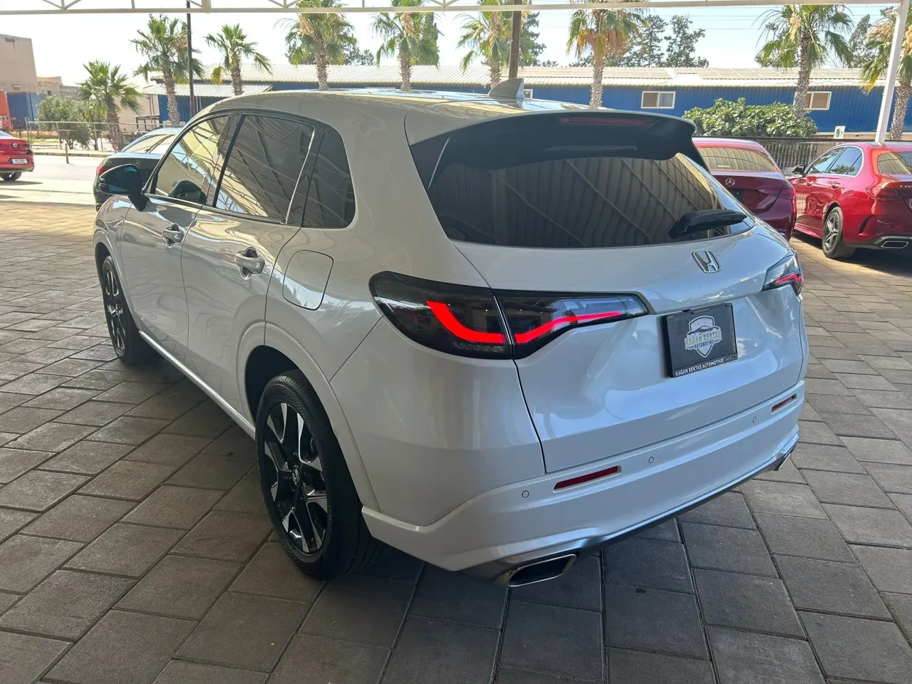 2023 Honda ZR-V 1.5 i-Vtec Kıbrıs | KKTC İkinci El Satılık Araba - Thumbnail 3