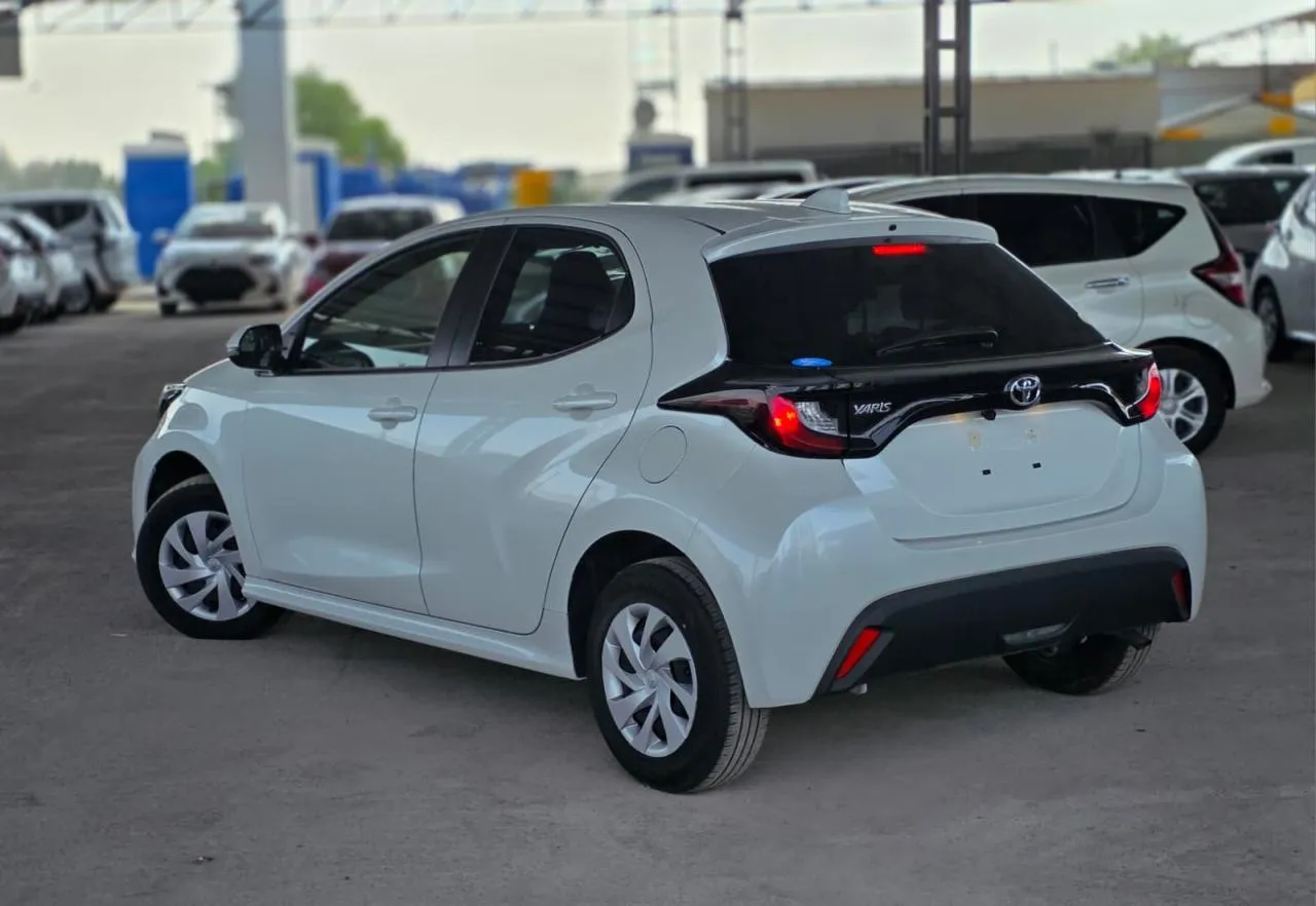 2023 Toyota Yaris 1.5 Kıbrıs | KKTC İkinci El Satılık Araba - Thumbnail 3