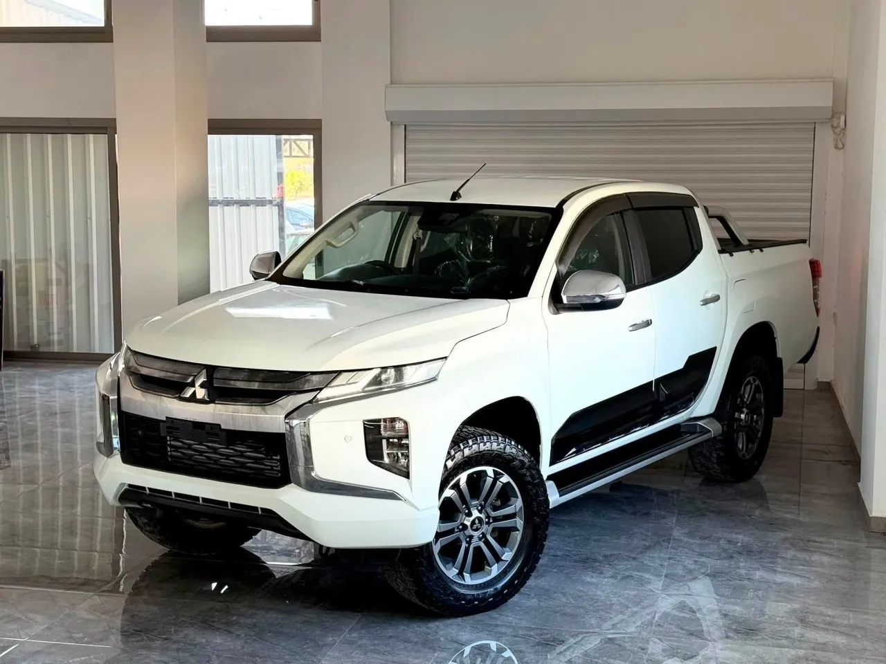 2021 Mitsubishi L 200 4x4 Kıbrıs | KKTC İkinci El Satılık Araba - Thumbnail 3