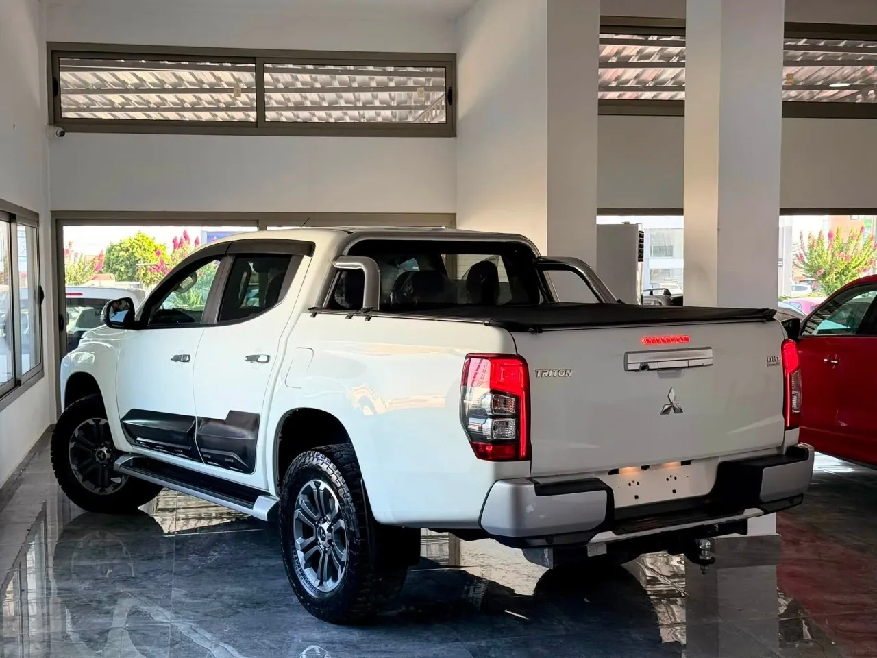 2021 Mitsubishi L 200 4x4 Kıbrıs | KKTC İkinci El Satılık Araba - Thumbnail 4