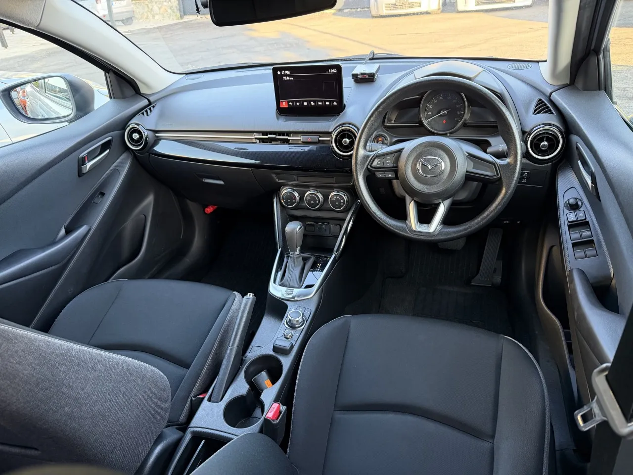 2023 Mazda 2 1.5 Sky-G Kıbrıs | KKTC İkinci El Satılık Araba - Thumbnail 8