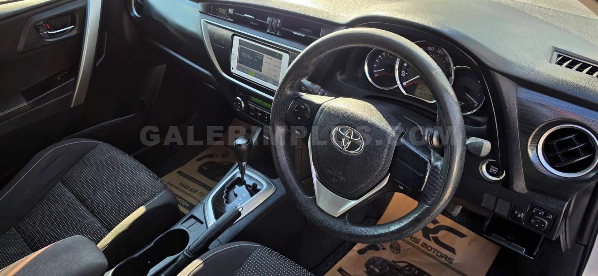 2012 Toyota Auris 1.5 Kıbrıs | KKTC İkinci El Satılık Araba - Thumbnail 5