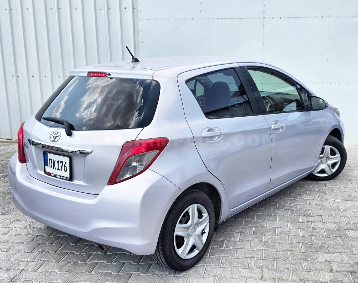 2013 Toyota Vitz 1.3 16V Automatic Kıbrıs | KKTC İkinci El Satılık Araba - Thumbnail 3