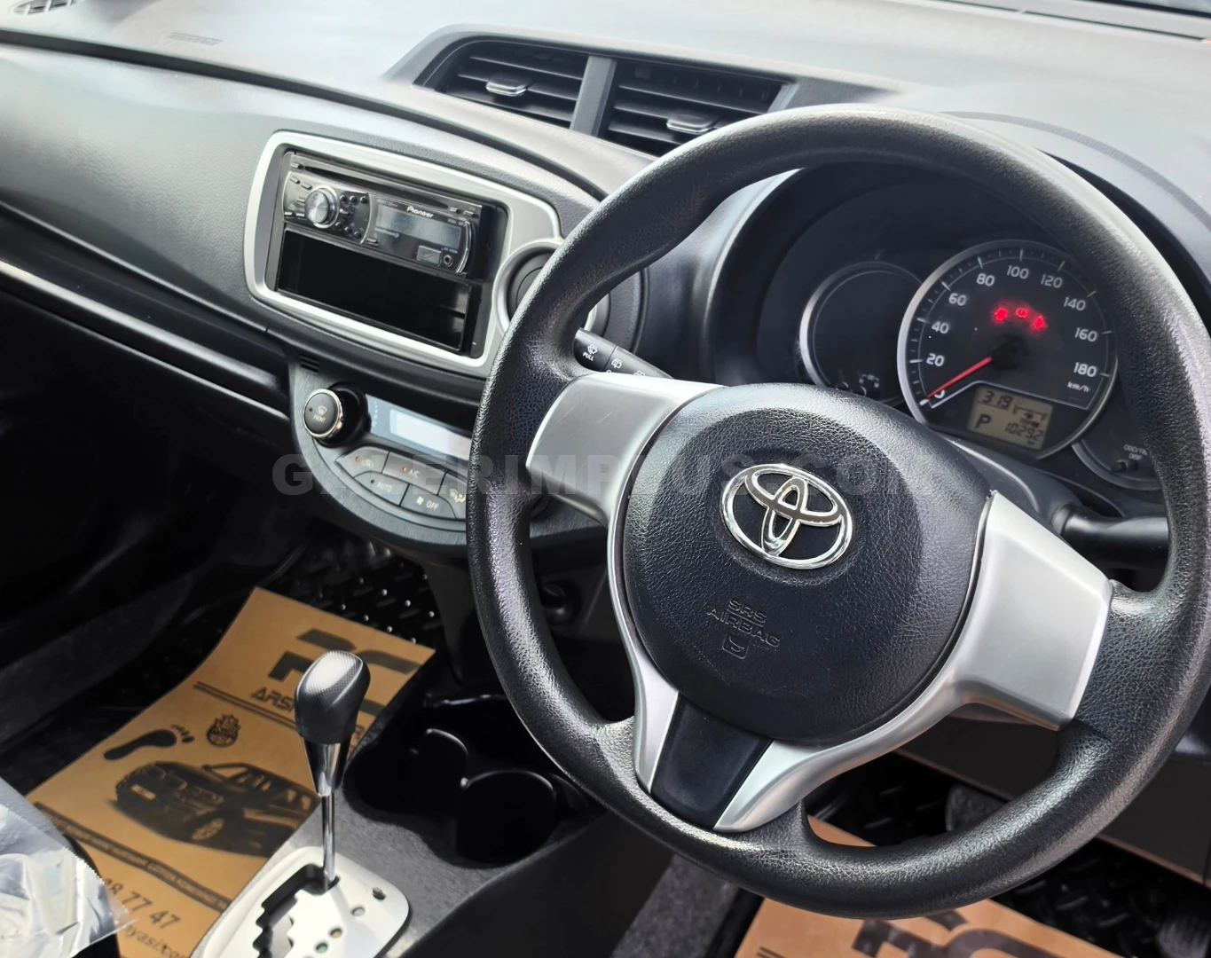 2013 Toyota Vitz 1.3 16V Automatic Kıbrıs | KKTC İkinci El Satılık Araba - Thumbnail 5