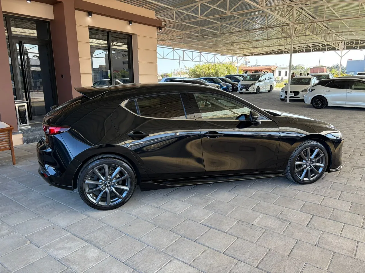 2022 Mazda 3 1.8 Kıbrıs | KKTC İkinci El Satılık Araba - Thumbnail 4