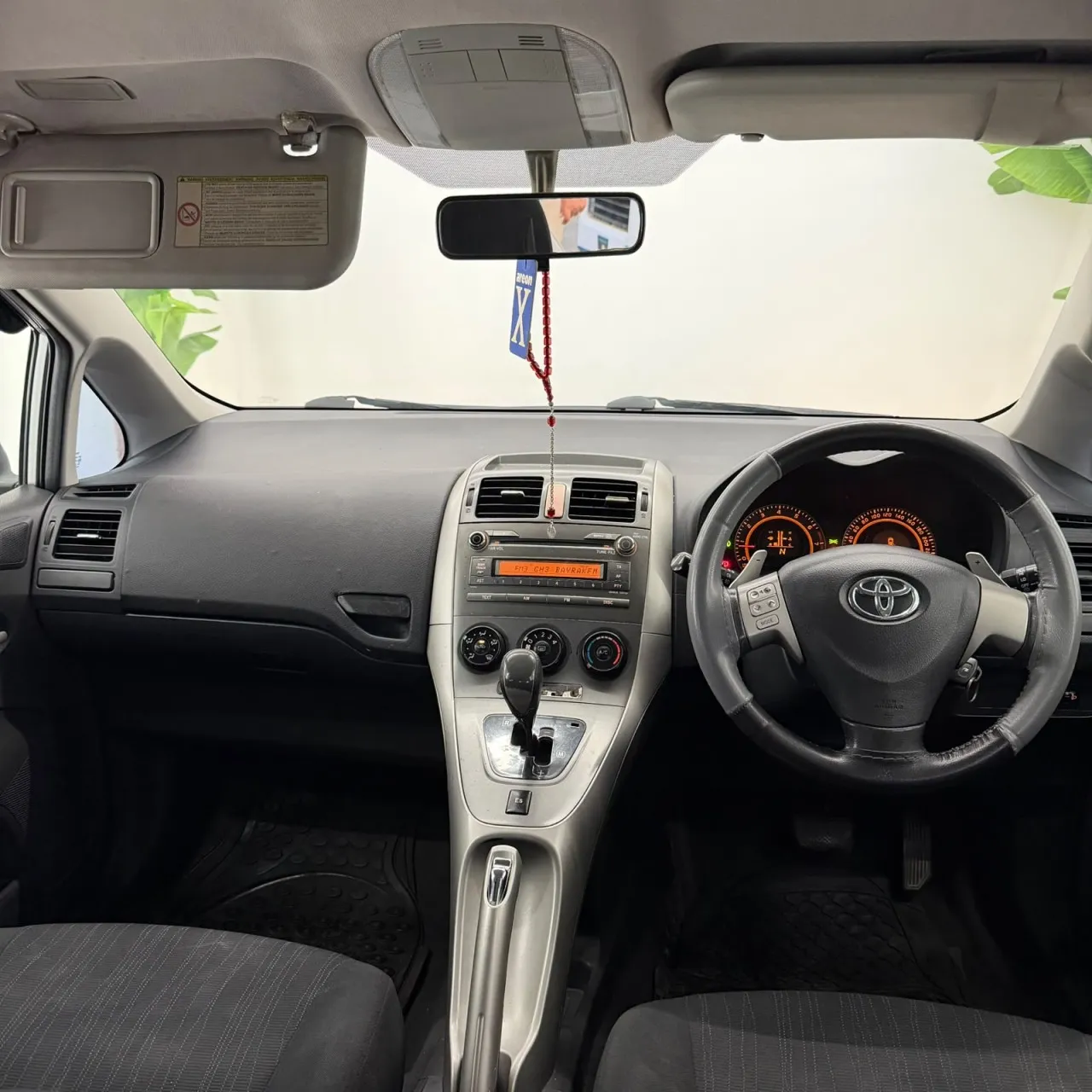2007 Toyota Auris 1.6 Kıbrıs | KKTC İkinci El Satılık Araba - Thumbnail 3