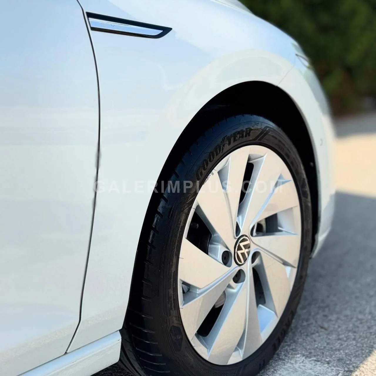 2023 Volkswagen E-Golf  Kıbrıs | KKTC İkinci El Satılık Araba - Thumbnail 3