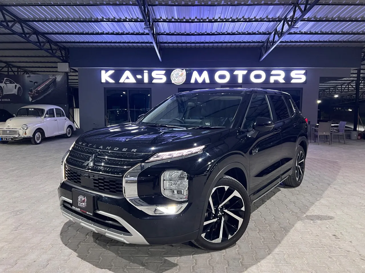 2022 Mitsubishi Outlander 2.4 Kıbrıs | KKTC İkinci El Satılık Araba - Thumbnail 3
