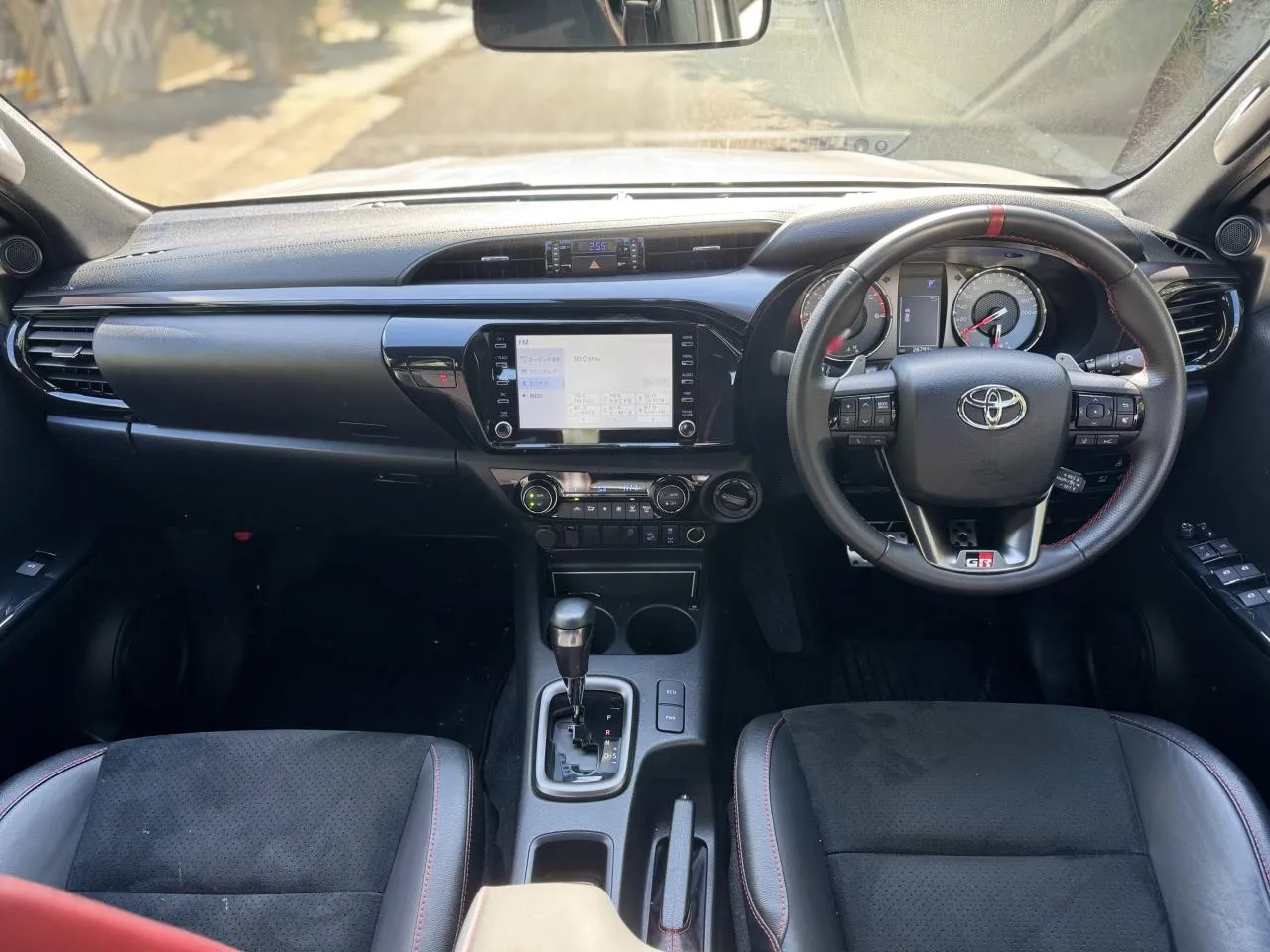 2024 Toyota Hilux 2.4 D Kıbrıs | KKTC İkinci El Satılık Araba - Thumbnail 6