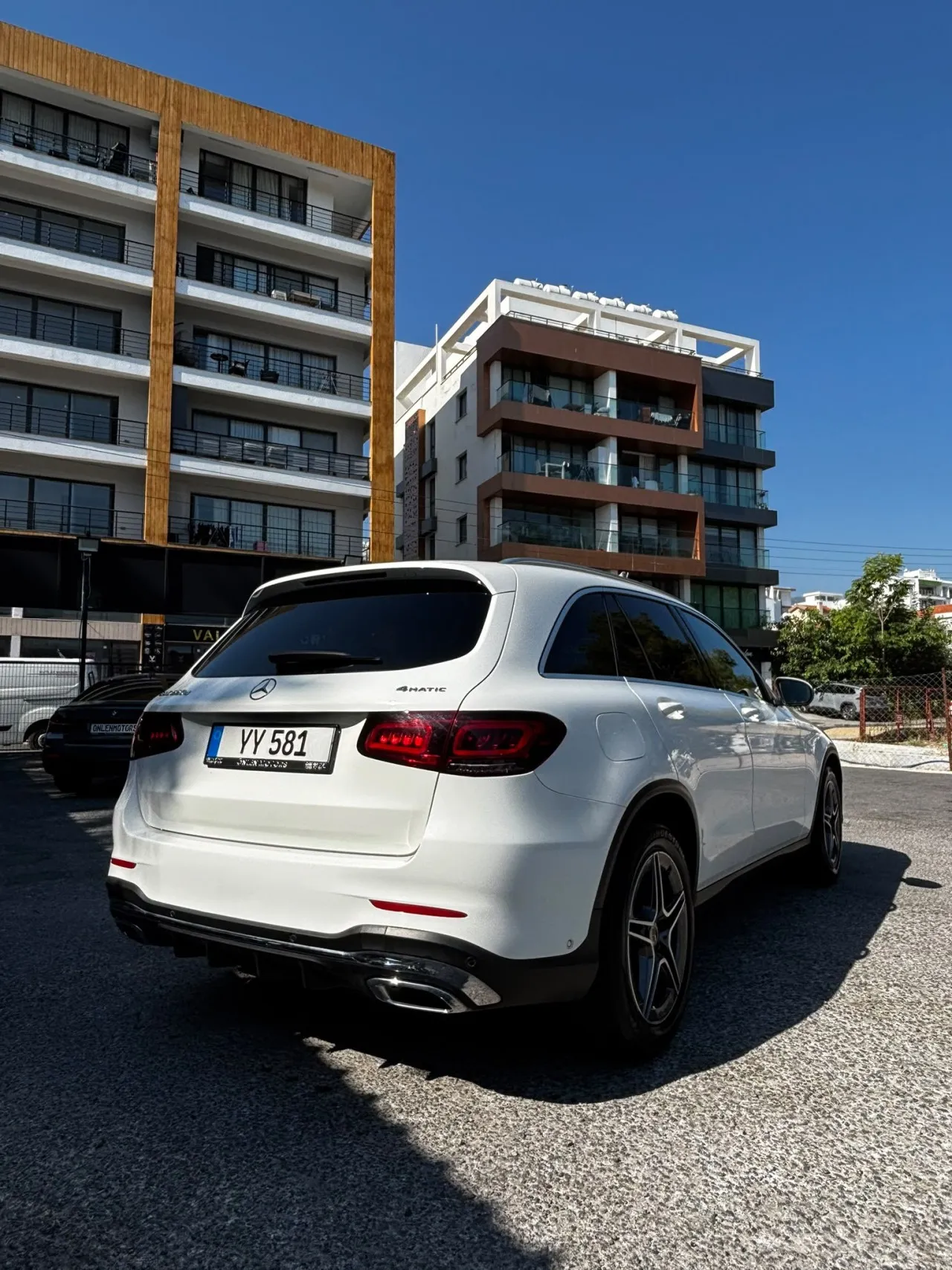 2021 Mercedes - Benz GLC 220 d Exclusive Kıbrıs | KKTC İkinci El Satılık Araba - Thumbnail 5