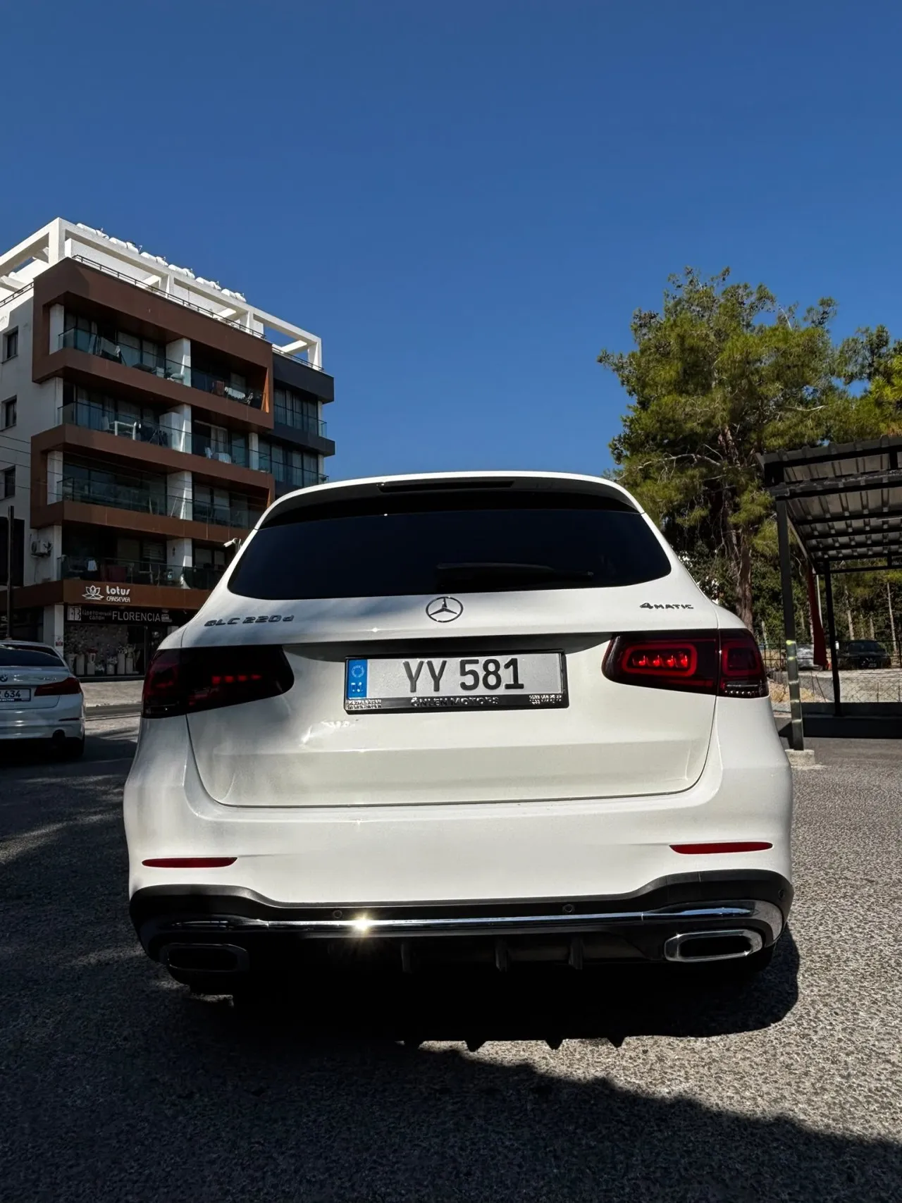 2021 Mercedes - Benz GLC 220 d Exclusive Kıbrıs | KKTC İkinci El Satılık Araba - Thumbnail 6