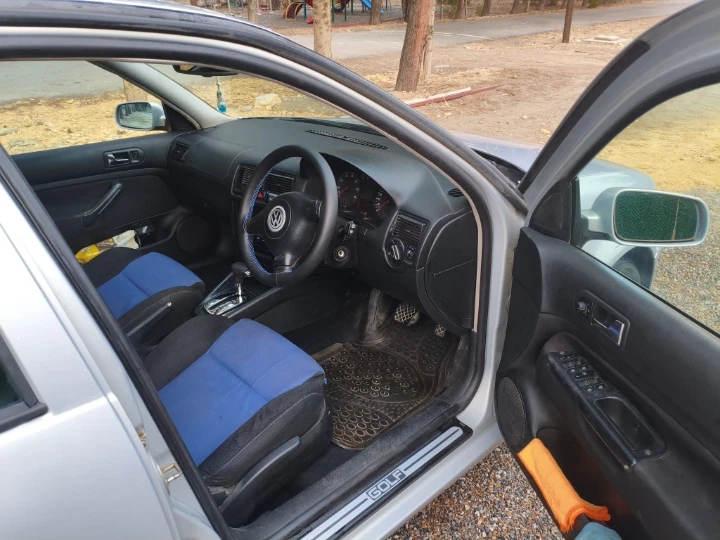 2000 Volkswagen Golf 1.6 Kıbrıs | KKTC İkinci El Satılık Araba - Thumbnail 4