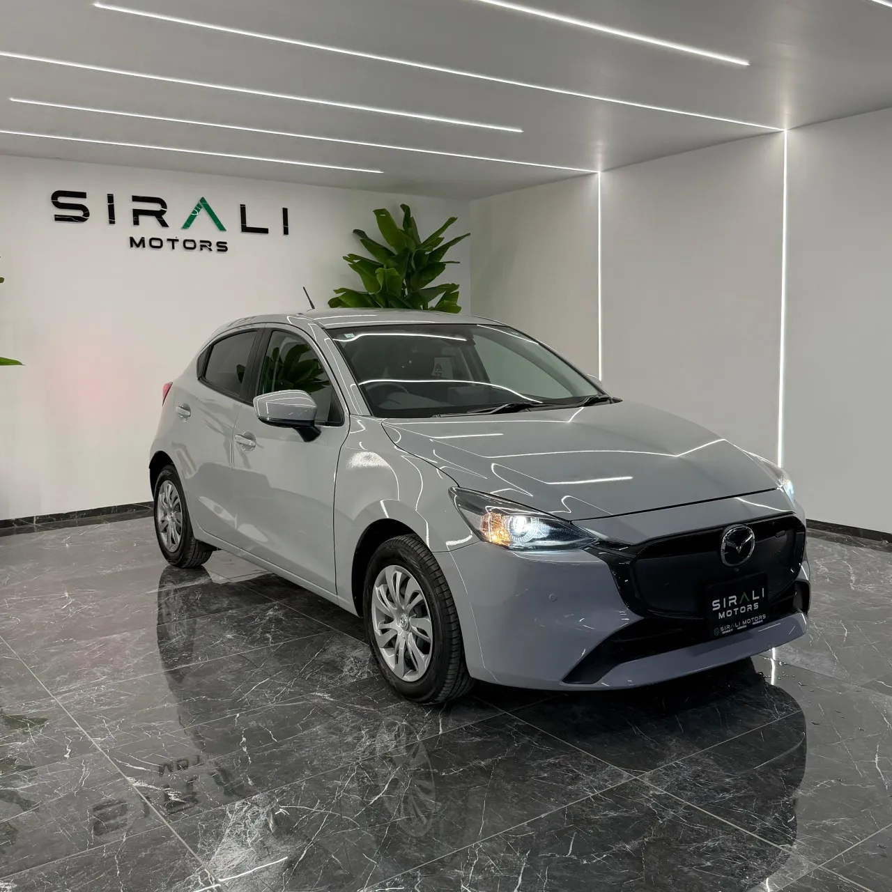 2025 Mazda 2 1.5 Sky-G Kıbrıs | KKTC İkinci El Satılık Araba - Thumbnail 3