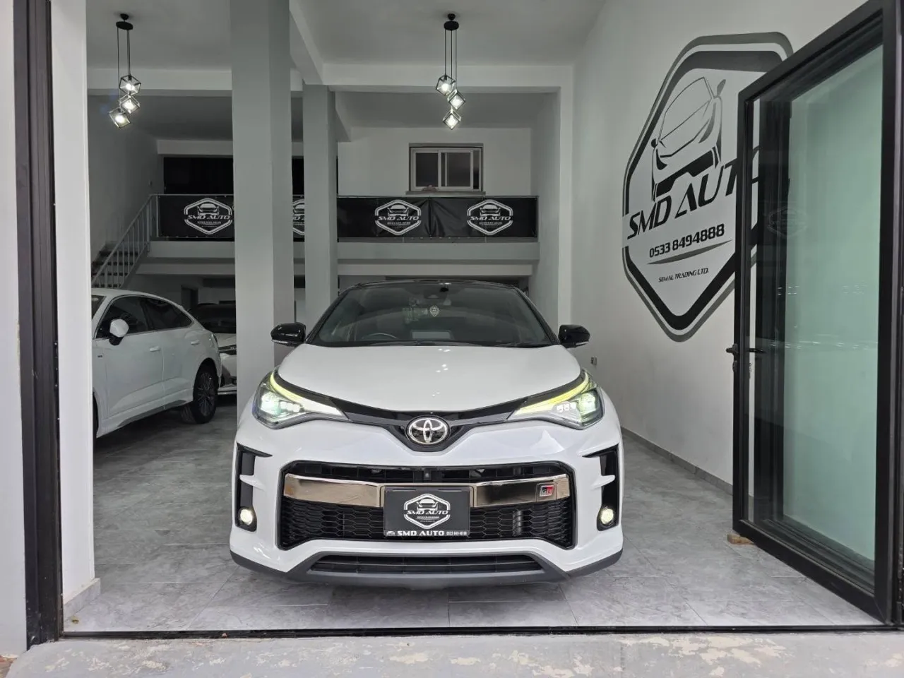 2022 Toyota C-HR 1.8 Hybrid Kıbrıs | KKTC İkinci El Satılık Araba - Thumbnail 2