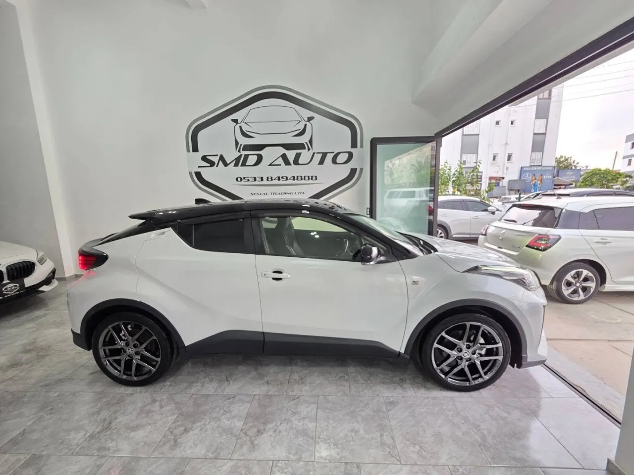 2022 Toyota C-HR 1.8 Hybrid Kıbrıs | KKTC İkinci El Satılık Araba - Thumbnail 3