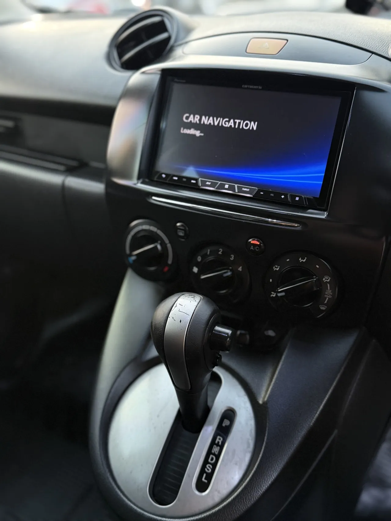 2012 Mazda Demio 1.3 16V Kıbrıs | KKTC İkinci El Satılık Araba - Thumbnail 3
