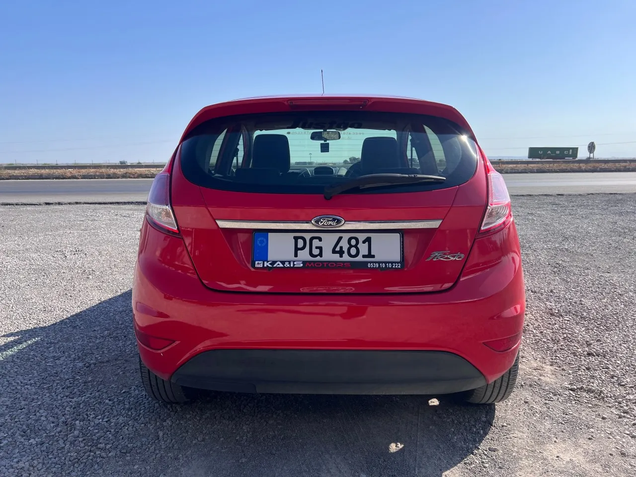 2015 Ford Fiesta 1.6 Kıbrıs | KKTC İkinci El Satılık Araba - Thumbnail 2