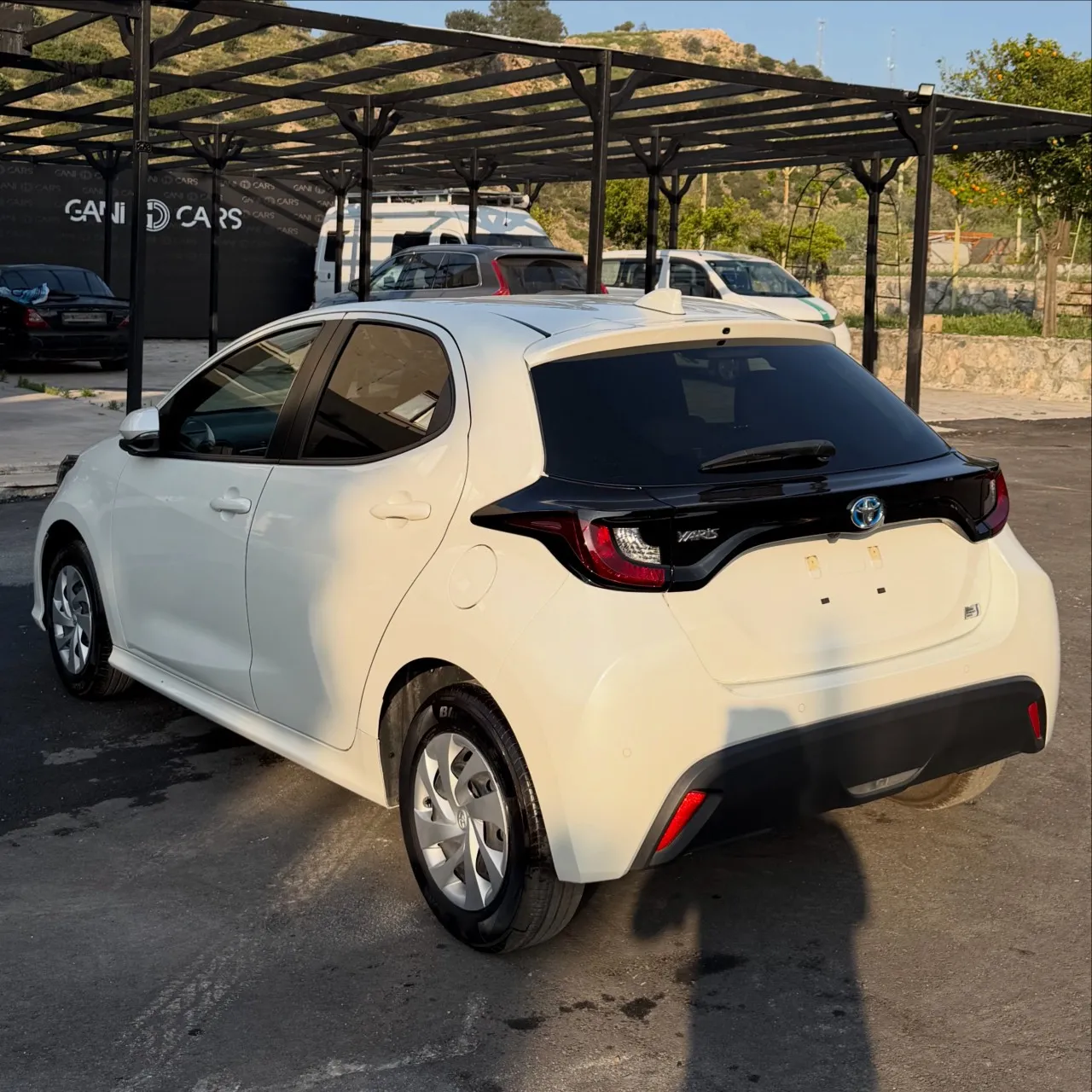 2022 Toyota Yaris 1.5 Hybrid Kıbrıs | KKTC İkinci El Satılık Araba - Thumbnail 3