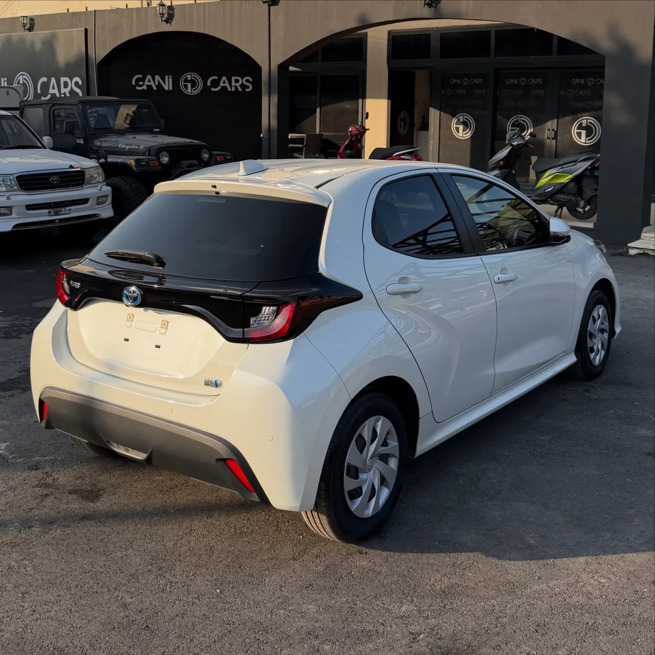 2022 Toyota Yaris 1.5 Hybrid Kıbrıs | KKTC İkinci El Satılık Araba - Thumbnail 4