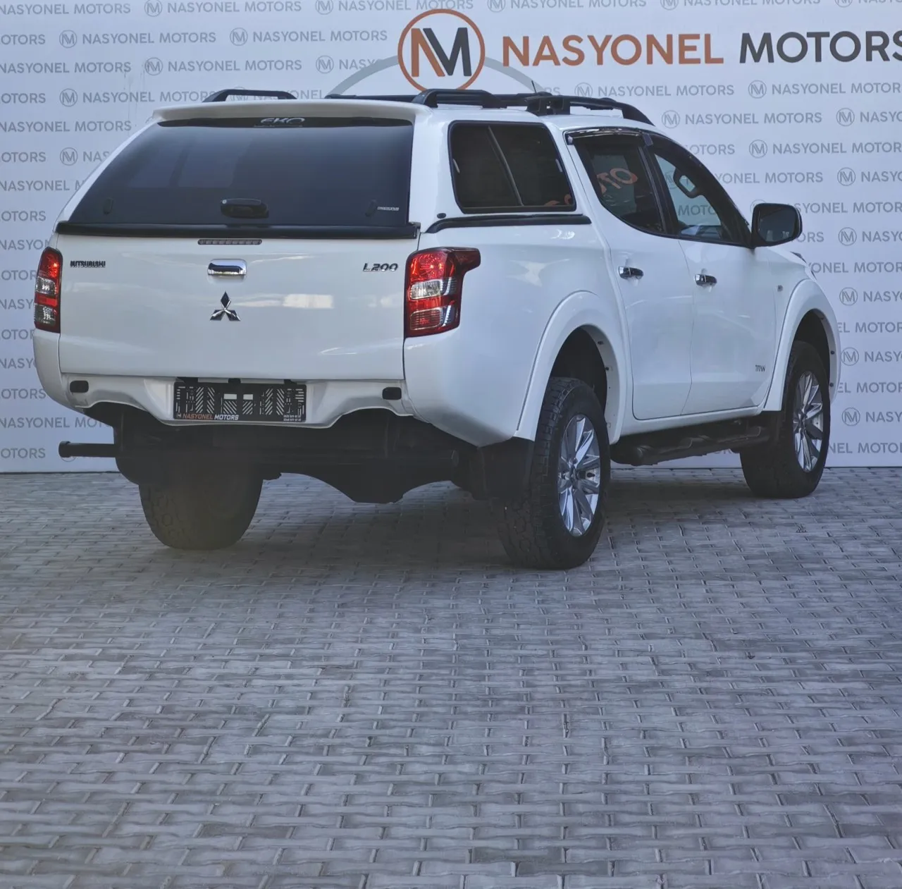 2016 Mitsubishi L 200 4x4 Kıbrıs | KKTC İkinci El Satılık Araba - Thumbnail 4
