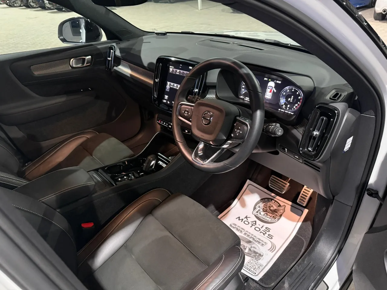 2022 Volvo XC40 2.0 B4 Kıbrıs | KKTC İkinci El Satılık Araba - Thumbnail 3