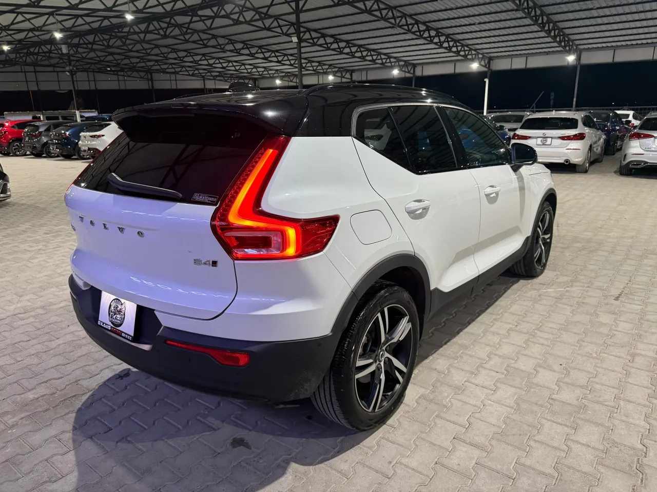 2022 Volvo XC40 2.0 B4 Kıbrıs | KKTC İkinci El Satılık Araba - Thumbnail 5