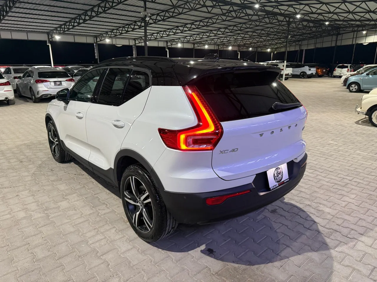 2022 Volvo XC40 2.0 B4 Kıbrıs | KKTC İkinci El Satılık Araba - Thumbnail 8