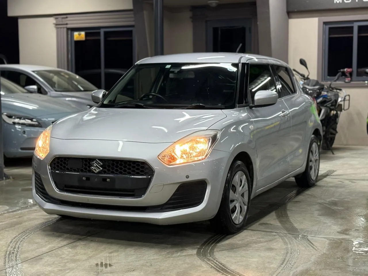 2020 Suzuki Swift 1.3 Kıbrıs | KKTC İkinci El Satılık Araba - Fotoğraf 1