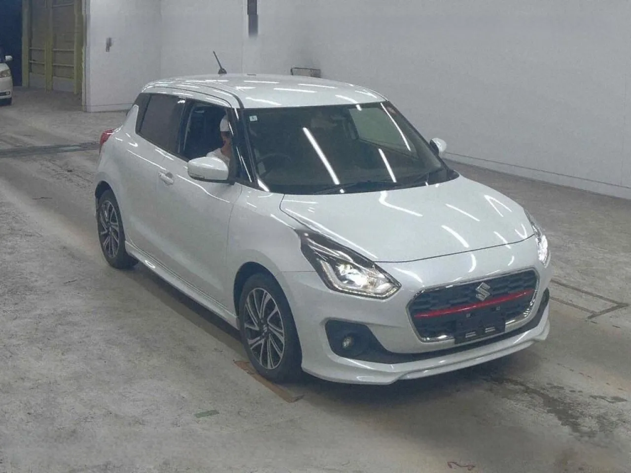 2022 Suzuki Swift 1.2 Kıbrıs | KKTC İkinci El Satılık Araba - Fotoğraf 1