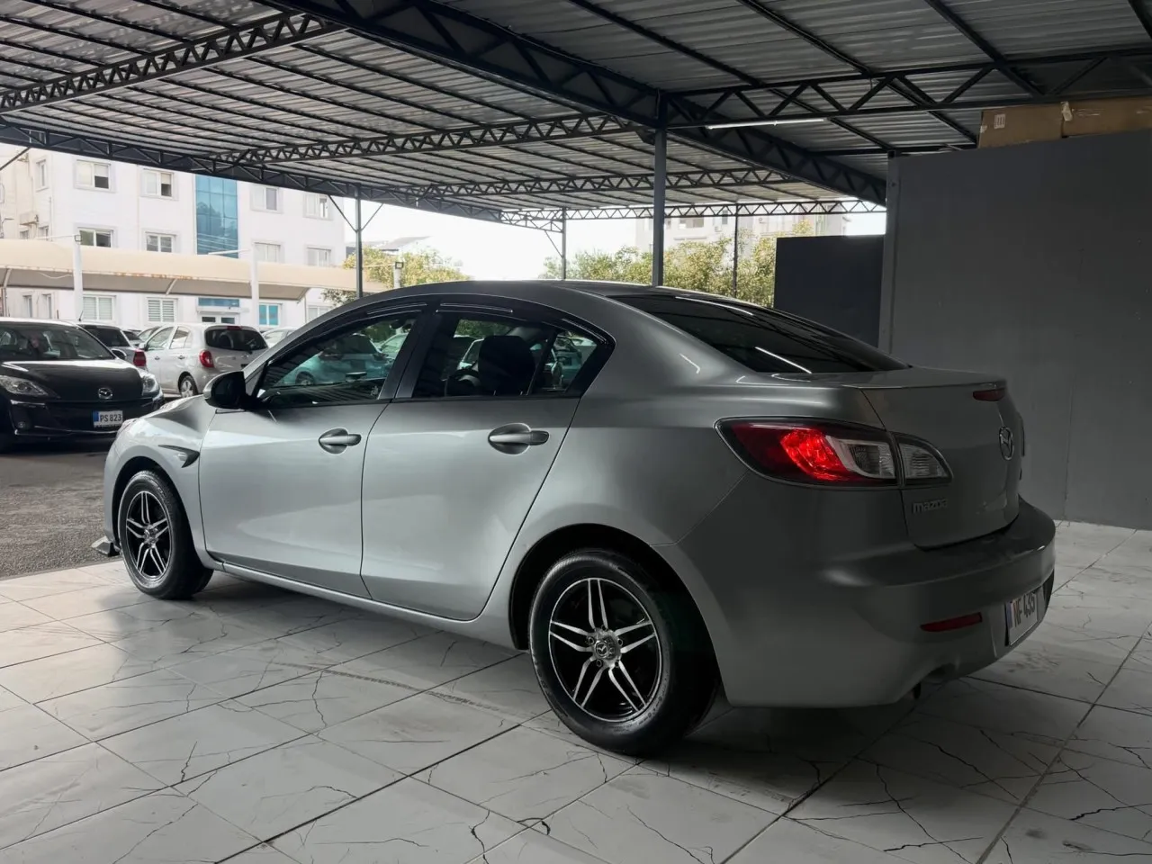 2012 Mazda Axela 1.5 Kıbrıs | KKTC İkinci El Satılık Araba - Thumbnail 8