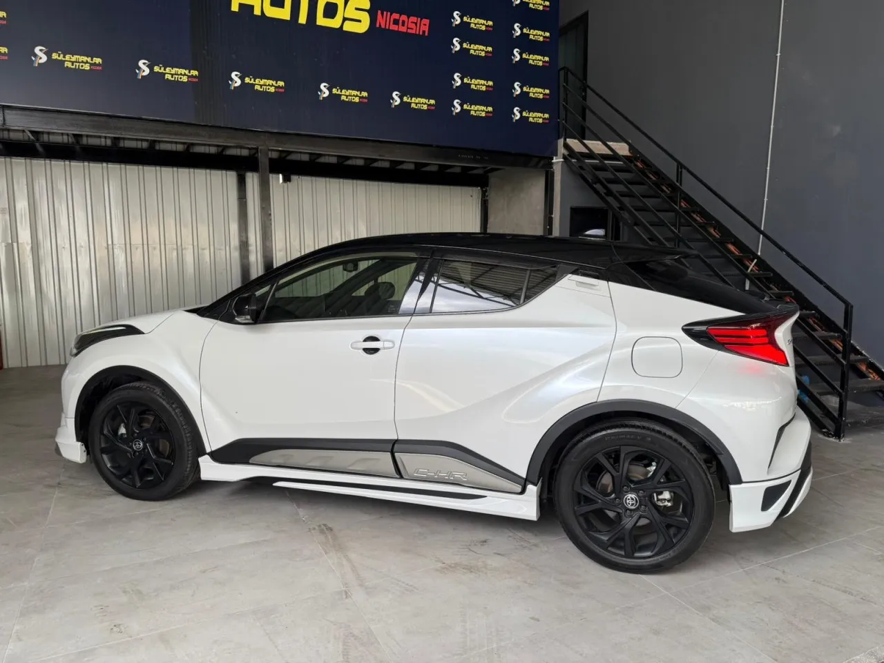 2022 Toyota C-HR 1.8 Hybrid Kıbrıs | KKTC İkinci El Satılık Araba - Thumbnail 7