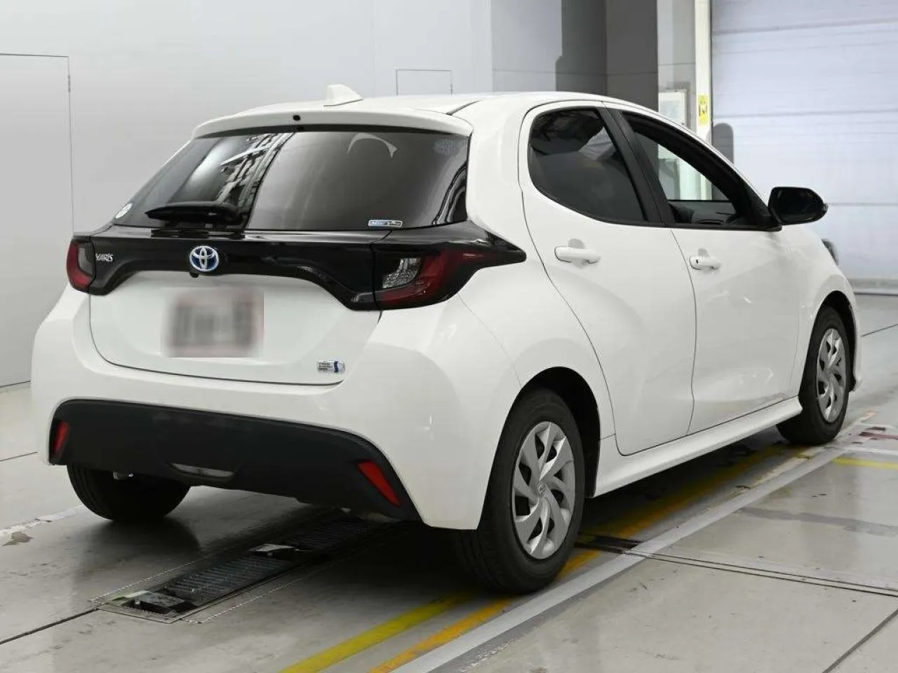 2023 Toyota Yaris 1.5 Hybrid Kıbrıs | KKTC İkinci El Satılık Araba - Thumbnail 2