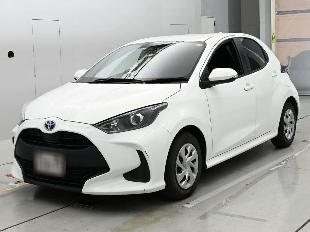 2023 Toyota Yaris 1.5 Hybrid Kıbrıs | KKTC İkinci El Satılık Araba - Thumbnail 3
