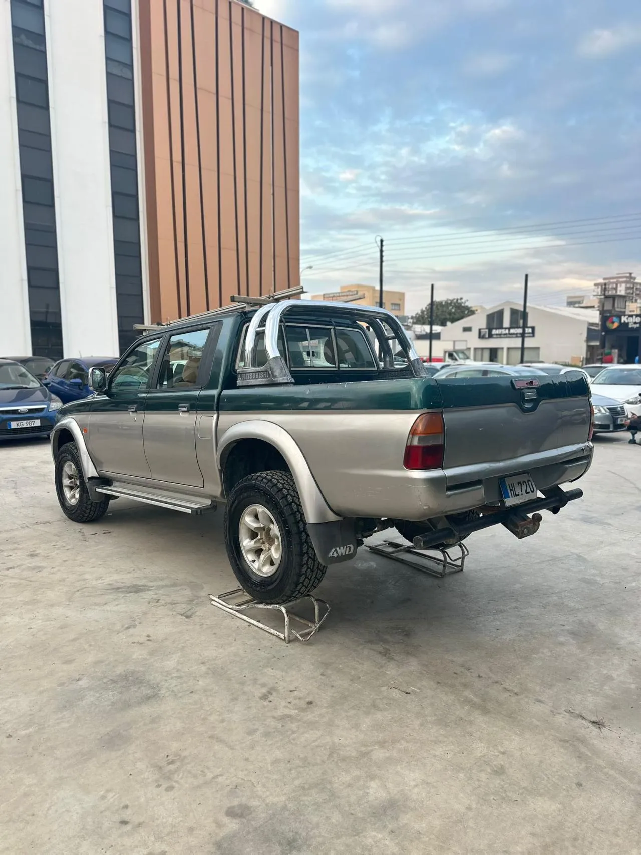 1997 Mitsubishi L 200 4x4 Kıbrıs | KKTC İkinci El Satılık Araba - Thumbnail 4