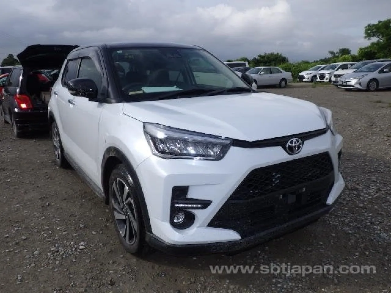 2024 Model Otomatik Toyota Raize