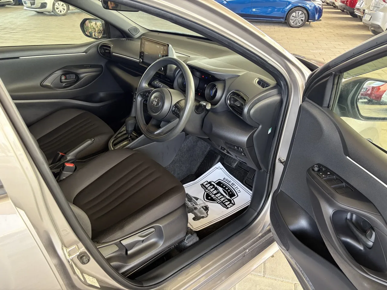 2022 Toyota Yaris 1.5 Hybrid Kıbrıs | KKTC İkinci El Satılık Araba - Thumbnail 6